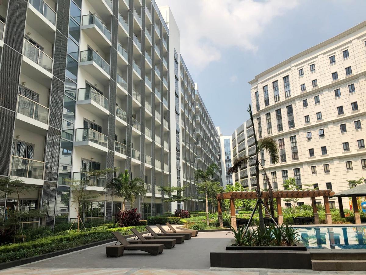Robles' Unit At 81 Newport Boulevard 마닐라 외부 사진